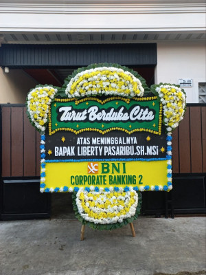 Papan Bunga Duka di Bastiong Karance