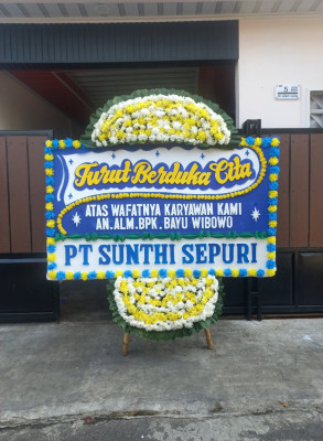 Papan Bunga Duka di Bastiong Karance